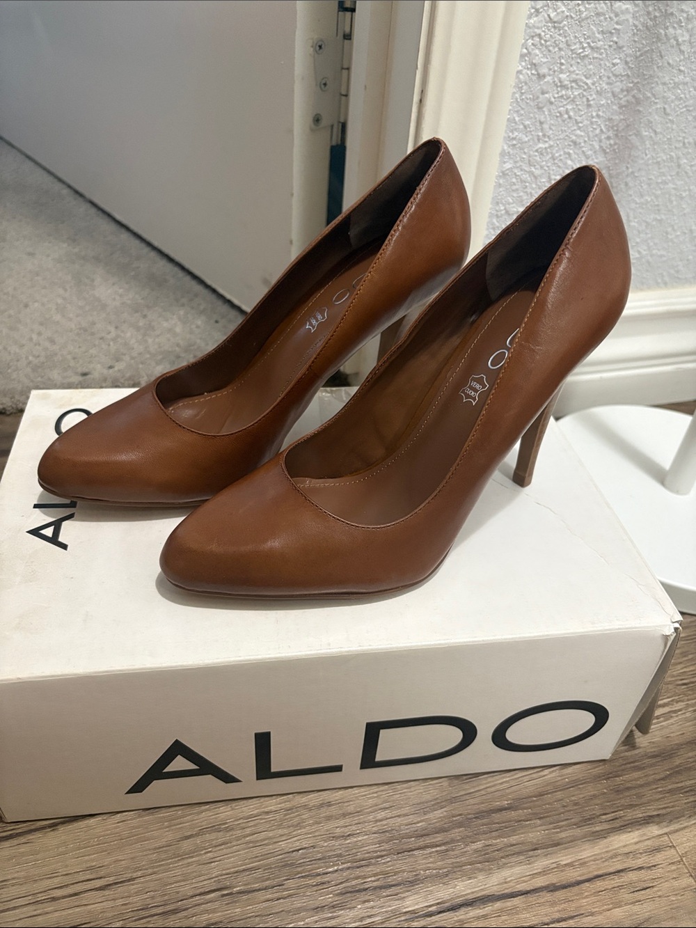 Aldo Tan Brown Leather Pointed-Toe Stiletto Pumps